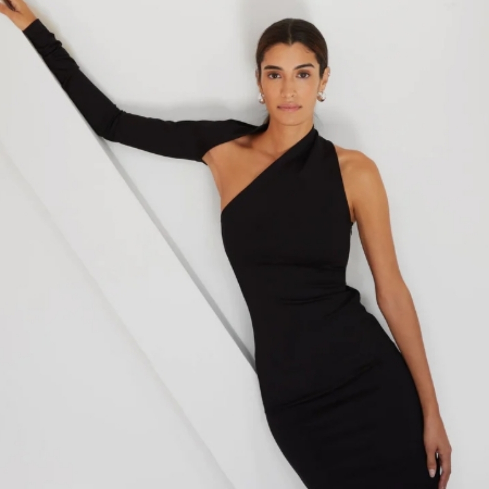 Ma Cherie black one sleeve form fitting midi dress!